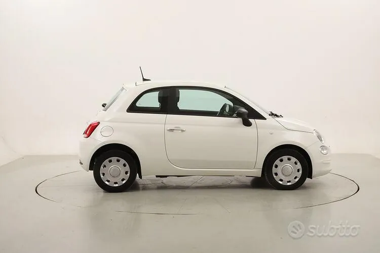 Fiat 500 Hybrid 2023 photo 3