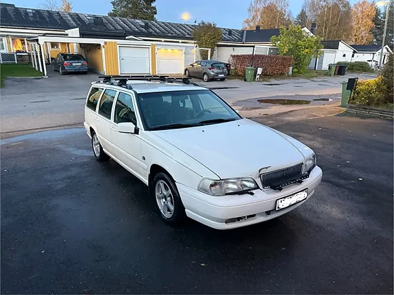 Volvo V70 2000 photo 5