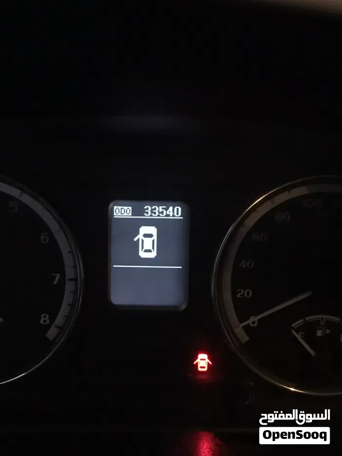 Peugeot 208 2024 photo 2
