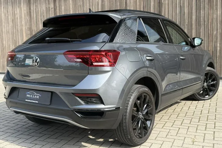 Volkswagen T-Roc 2021 photo 2