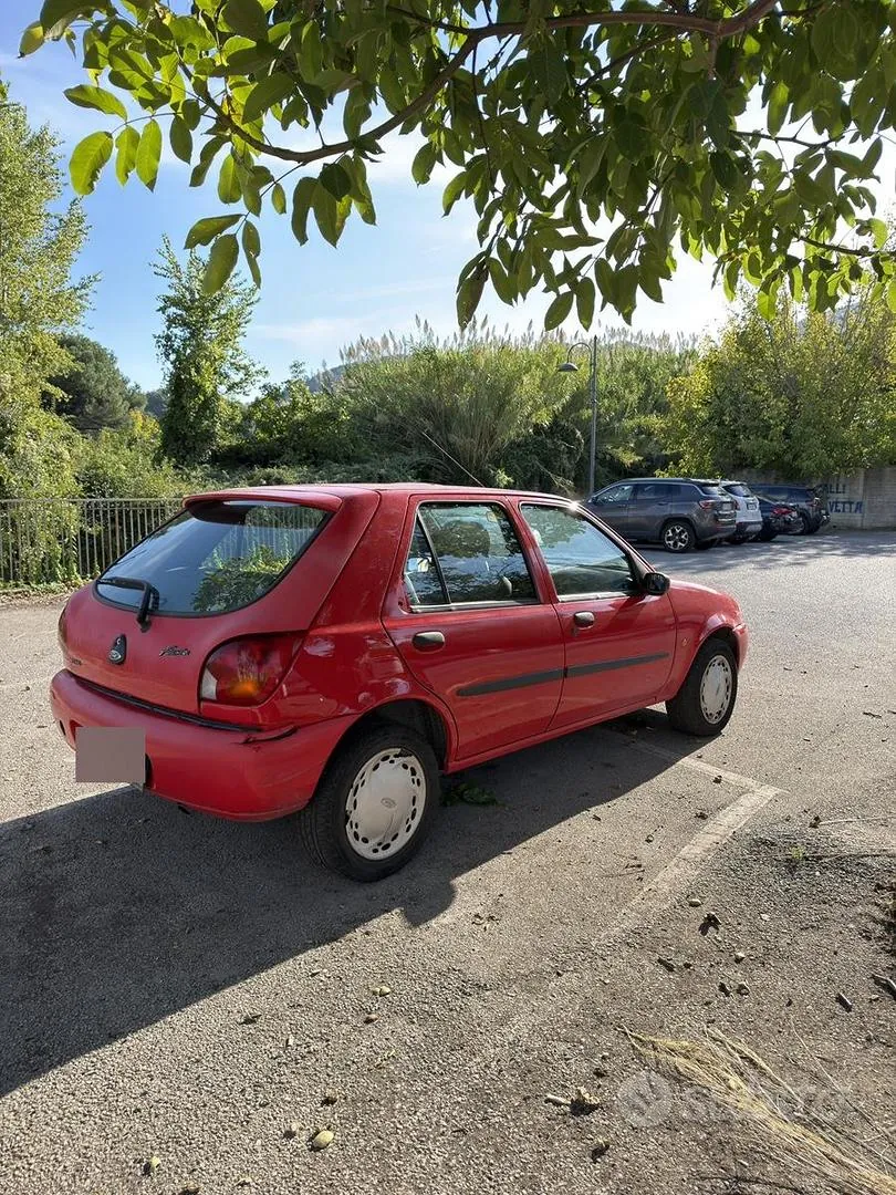 Ford Fiesta 1998 photo 4