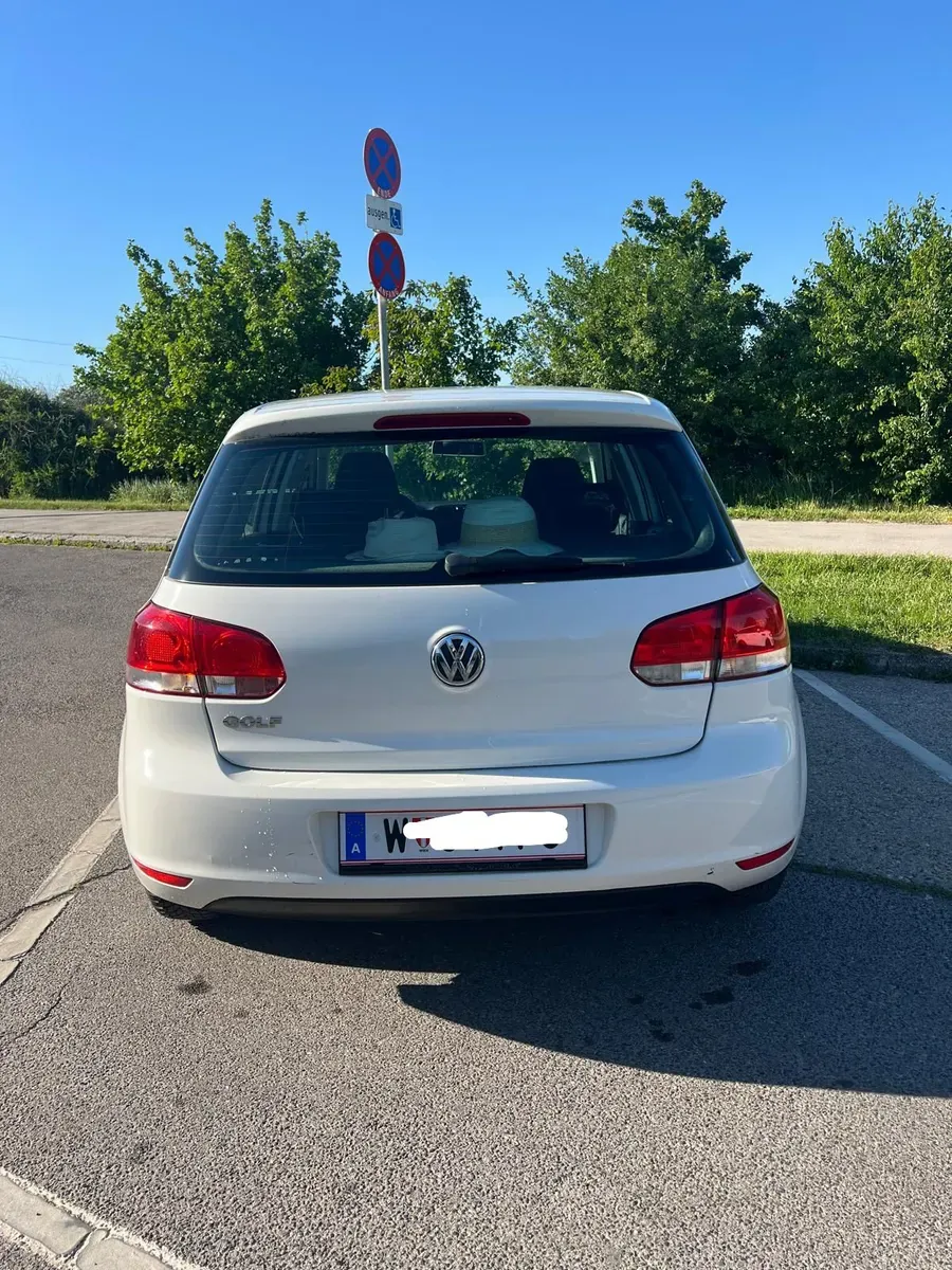 Volkswagen Golf 2009 photo 3