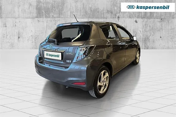 Toyota Yaris 2014 photo 4