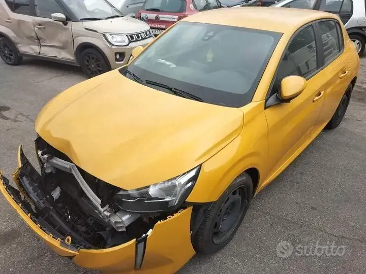 Peugeot 208 2020 photo 2