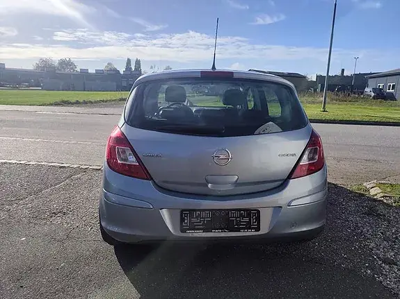 Opel Corsa 2012 photo 5