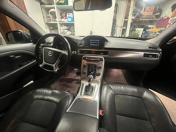 Volvo V70 2014 photo 3