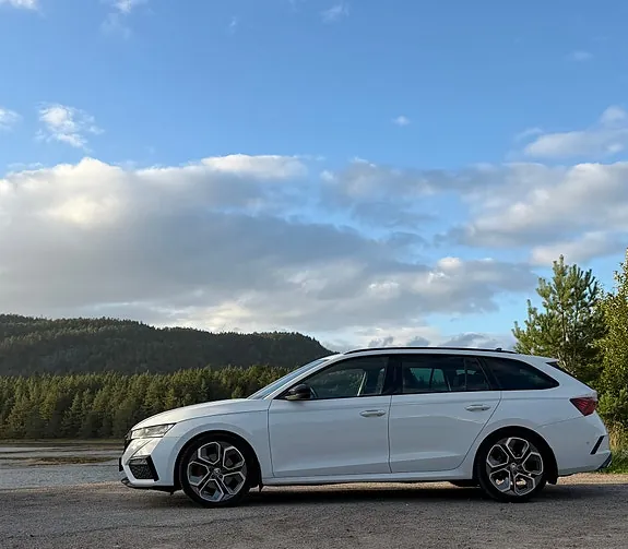 Skoda Octavia Rs 2021 photo 2