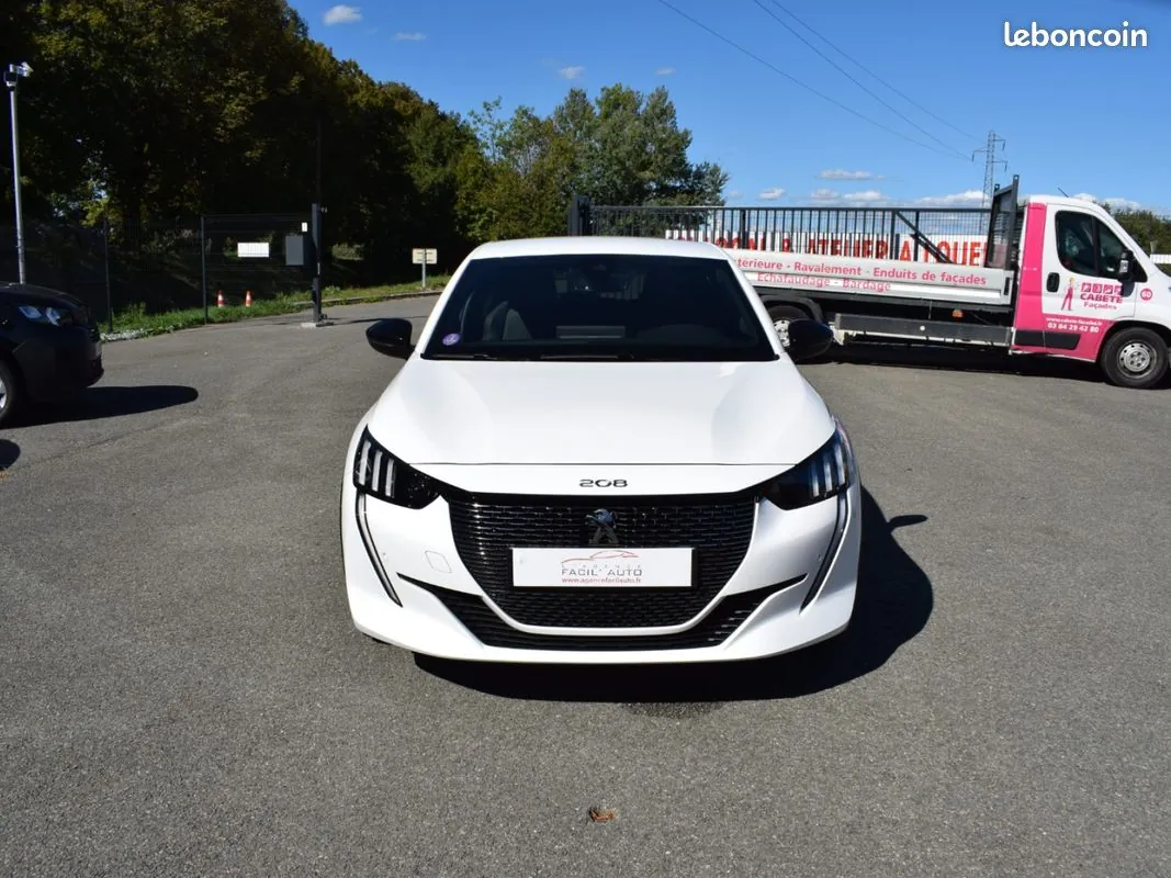 Peugeot 208 2023 photo 5