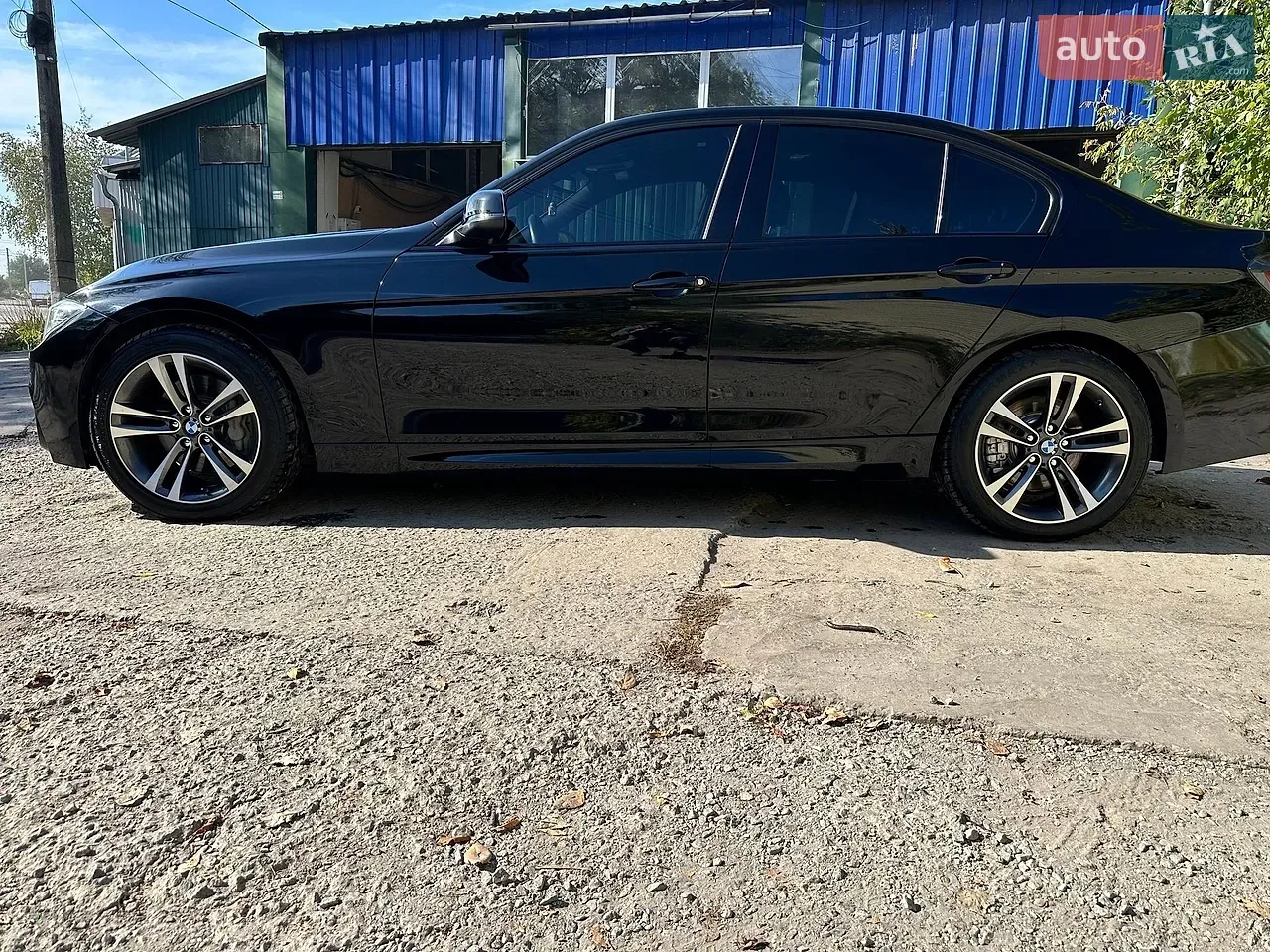 BMW 3 Series 2015 photo 3