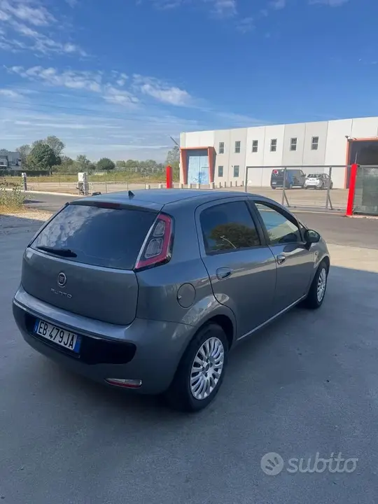 Fiat Punto Evo 2011 photo 4