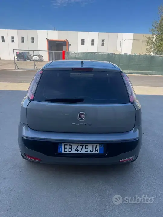 Fiat Punto Evo 2011 photo 5