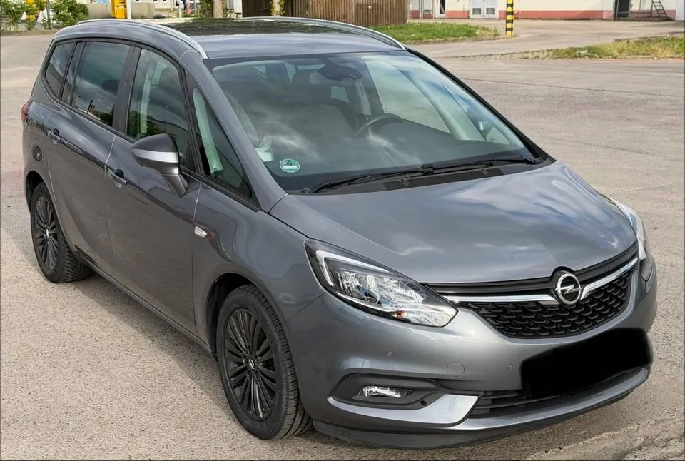 Opel Zafira Tourer