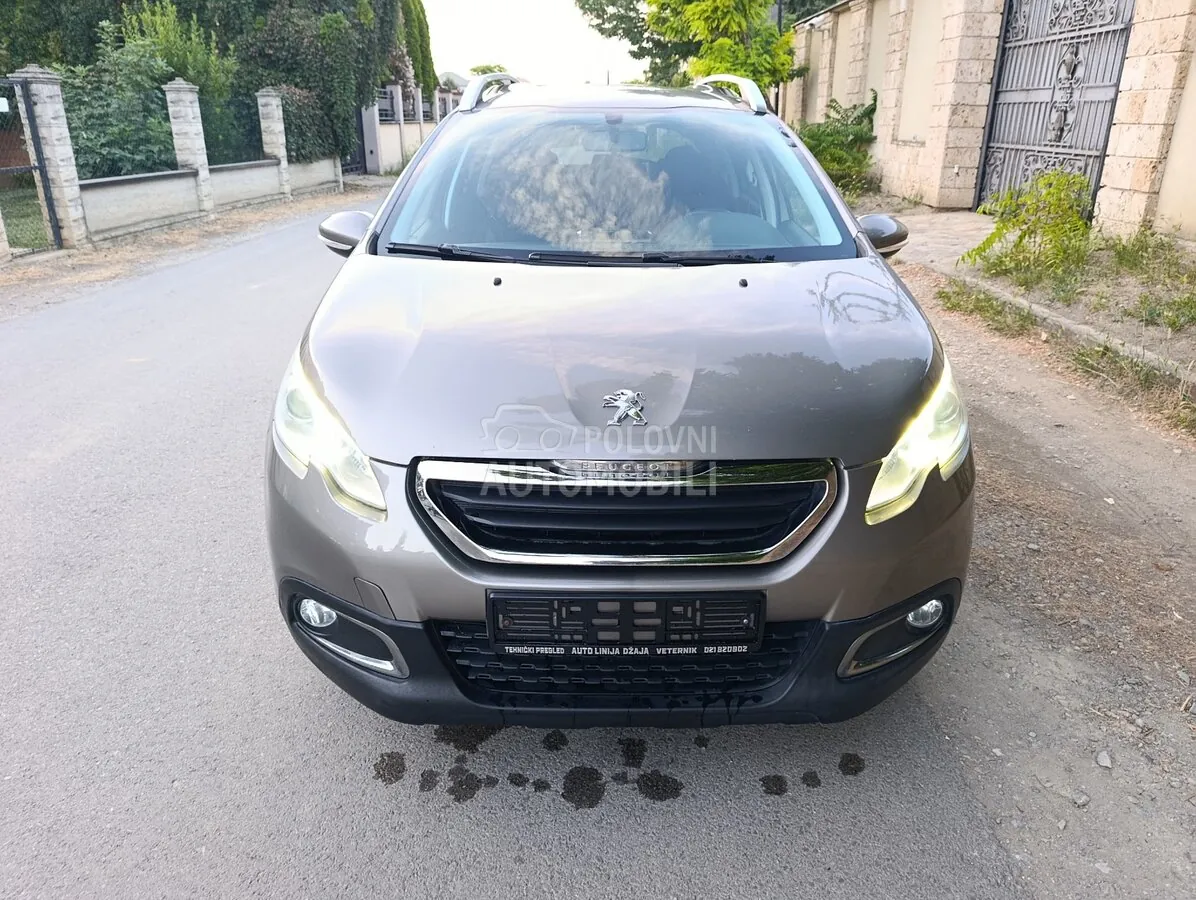 Peugeot 2008 2013 photo 2