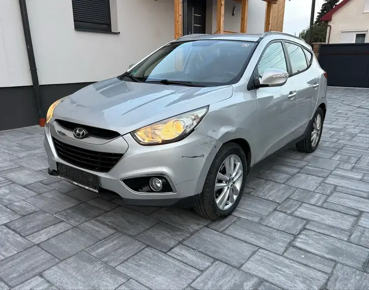 Hyundai Ix35 2012 photo 2