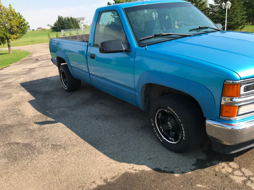 Chevrolet C/K Pickup 1500 1995 photo 3
