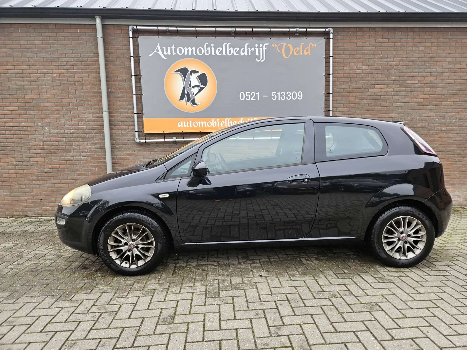 Fiat Punto Evo 2011 photo 3