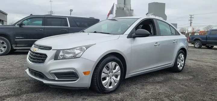 Chevrolet Cruze 2015 photo 2