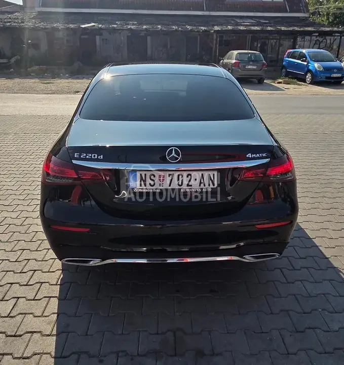 Mercedes-Benz E 220 2022 photo 5