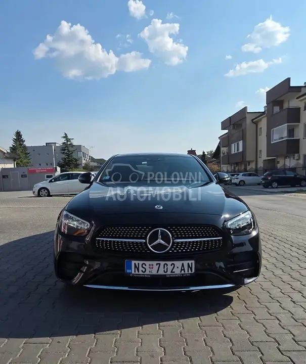 Mercedes-Benz E 220