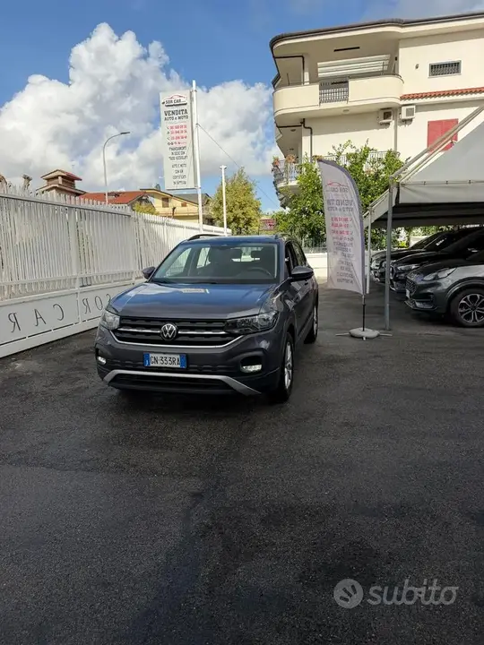 Volkswagen T-Cross 2023 photo 2