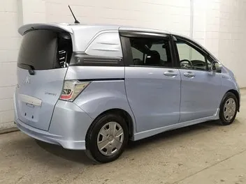 Honda Freed 2013 photo 3