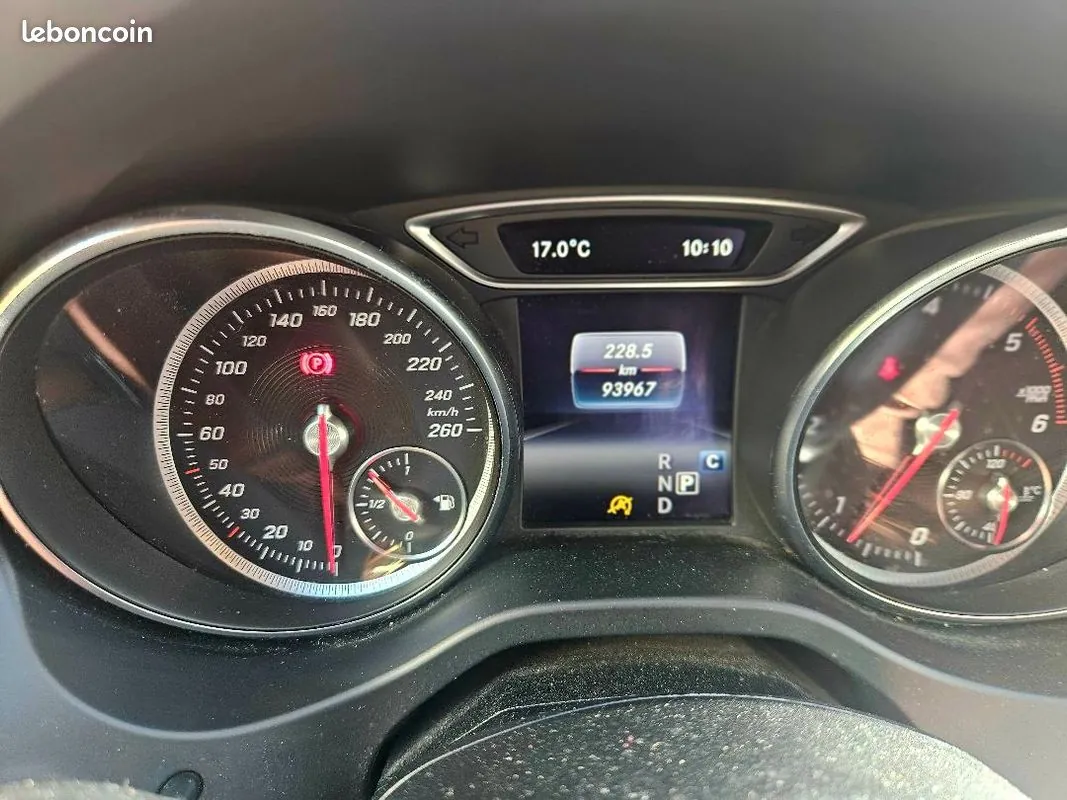 Mercedes-Benz Gla 2018 photo 3