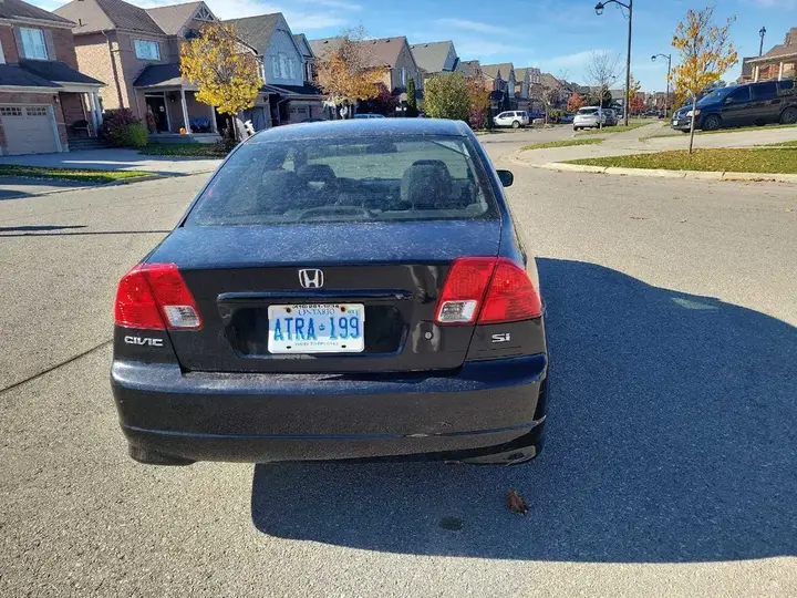 Honda Civic 2004 photo 3