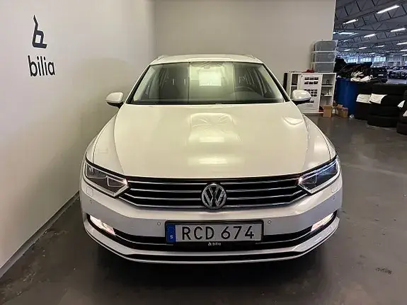 Volkswagen Passat 2018 photo 2