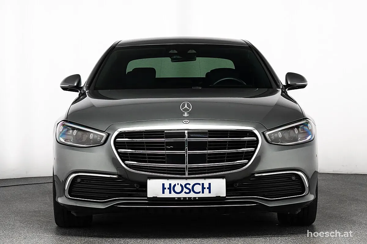 Mercedes-Benz S-Class 2024 photo 2