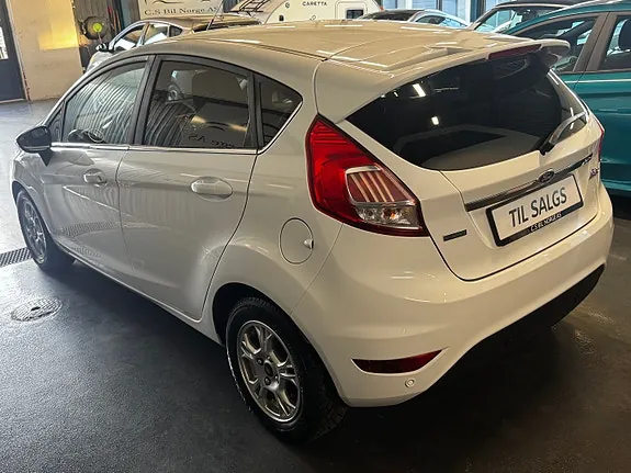 Ford Fiesta 2015 photo 4