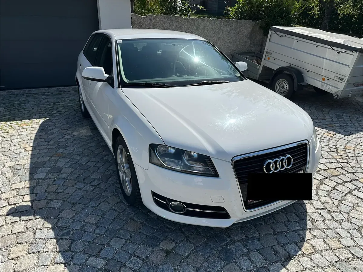 Audi A3 2012 photo 2