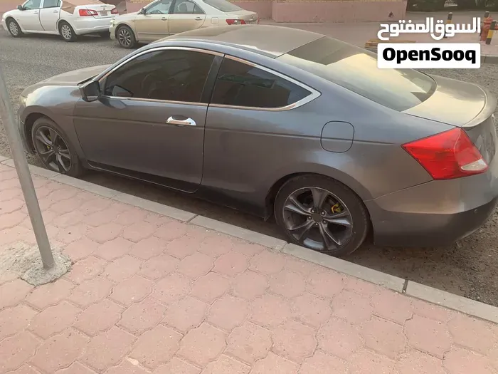 Honda Accord 2011 photo 4