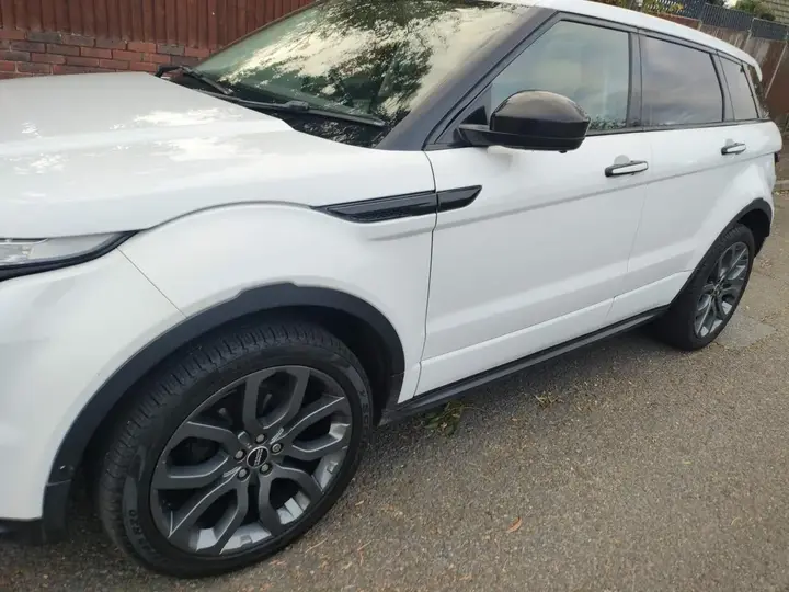 Land Rover Range Rover Evoque 2014 photo 3