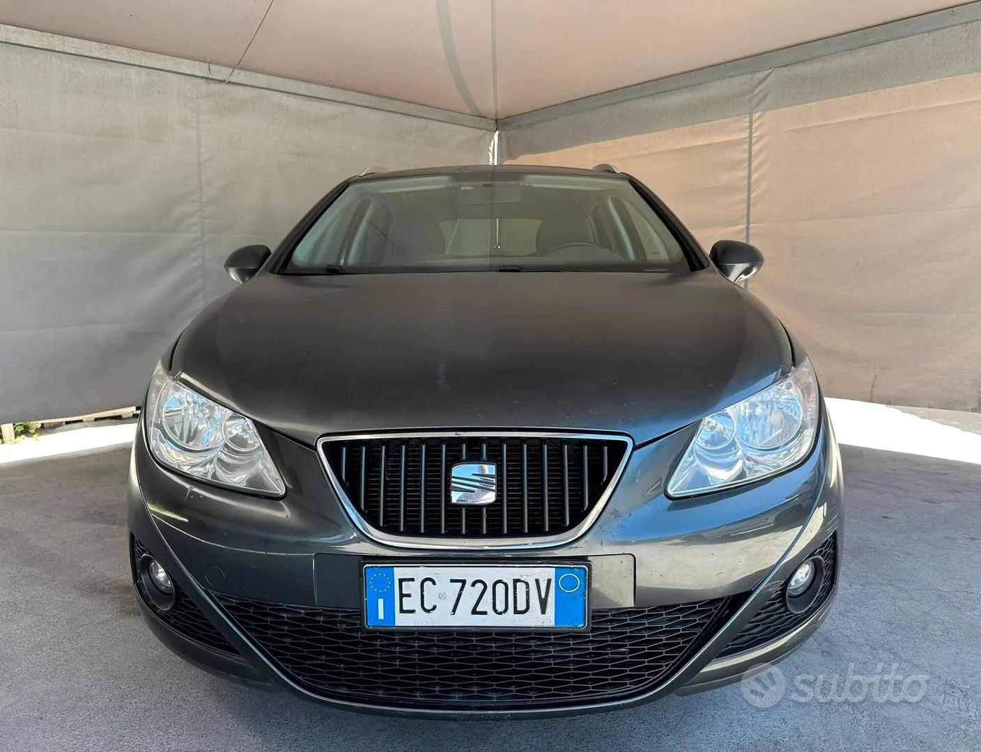 Seat Ibiza 2011 photo 2