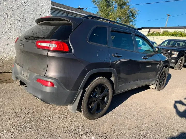 Jeep Cherokee 2015 photo 3
