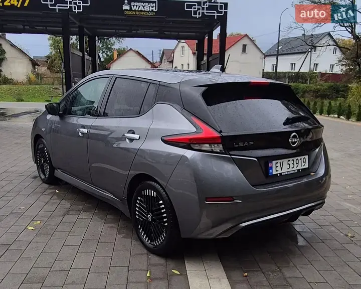 Nissan Leaf 2022 photo 4