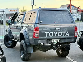 Toyota Hilux 2013 photo 5