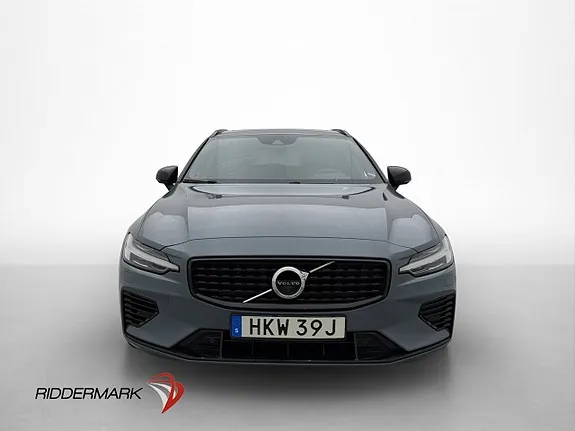 Volvo V60 2022 photo 2