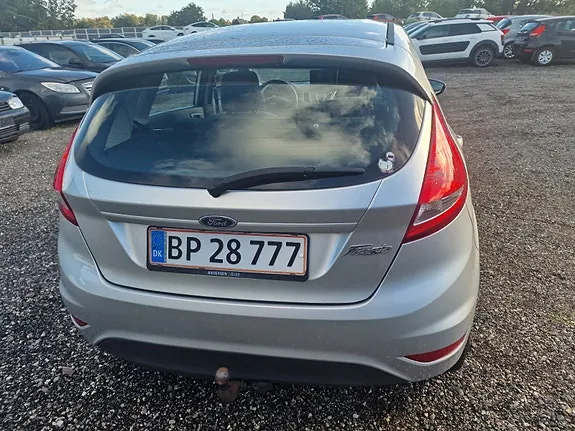 Ford Fiesta 2010 photo 5