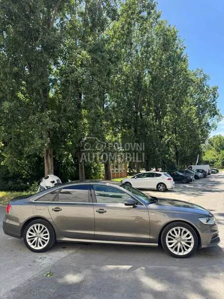 Audi A6 2014 photo 2