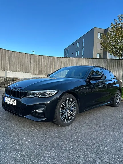 BMW 330E