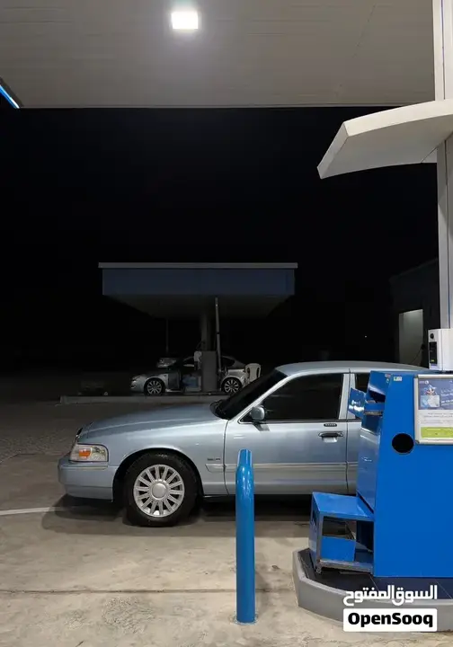 Mercury Grand Marquis 2011 photo 4