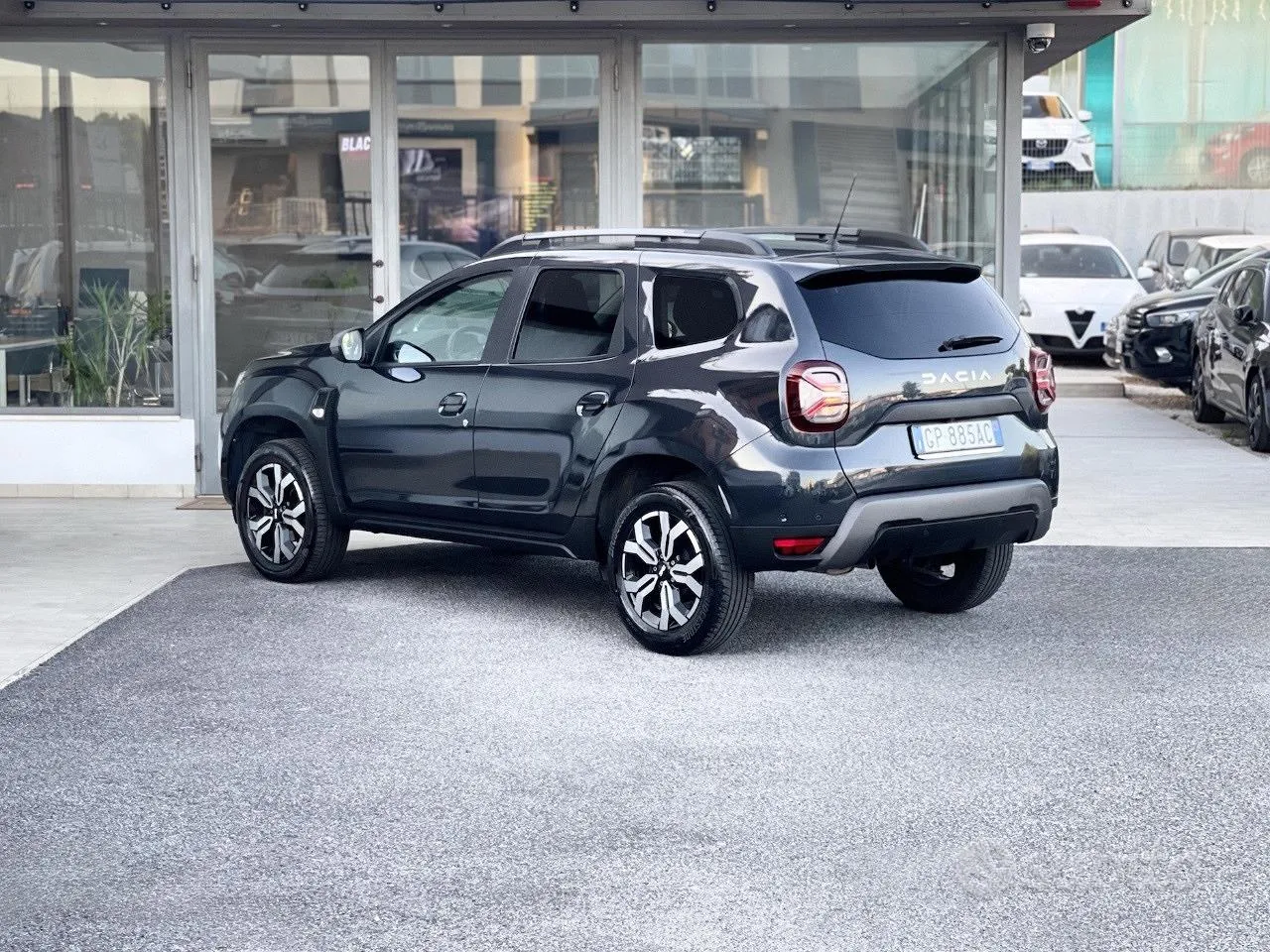 Dacia Duster 2023 photo 4