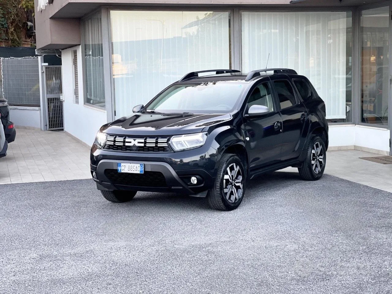 Dacia Duster 2023 photo 3