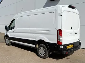 Ford E-Transit 2022 photo 3