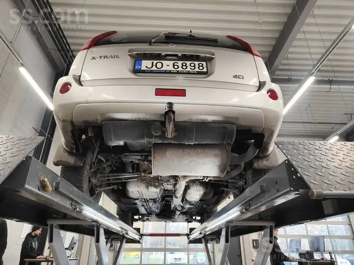 Nissan X-Trail 2005 photo 3