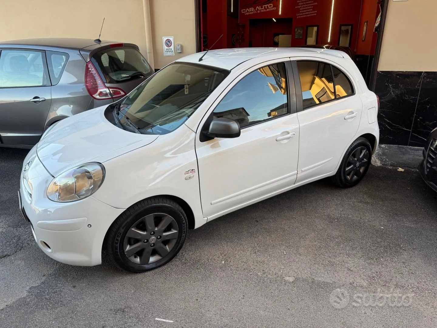 Nissan Micra 2012 photo 3