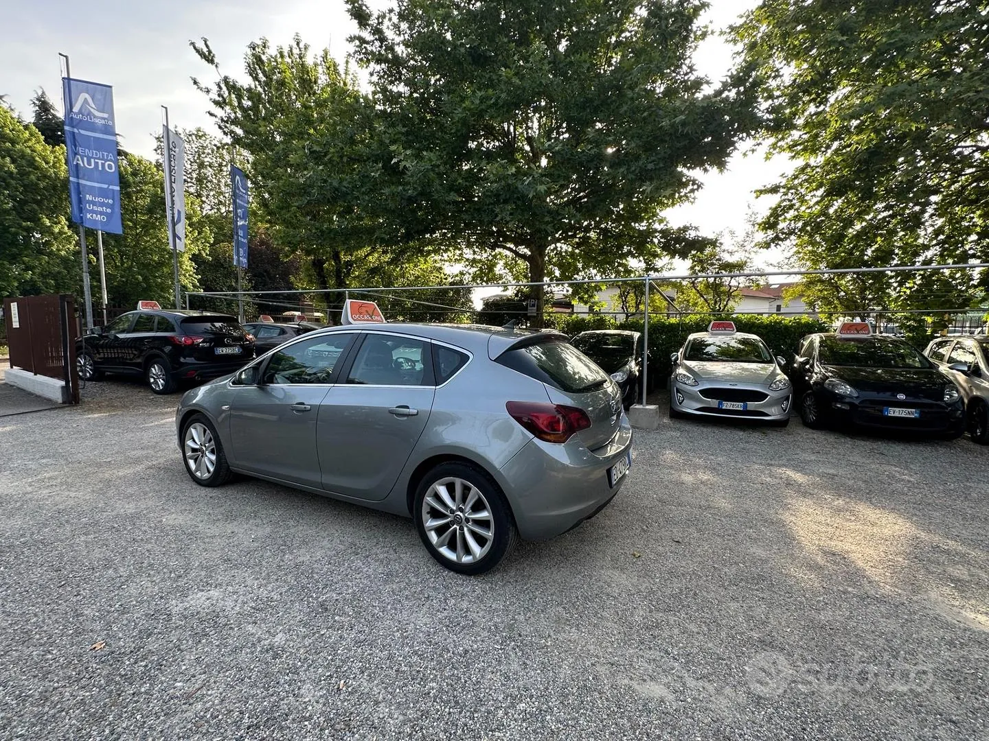 Opel Astra 2010 photo 4