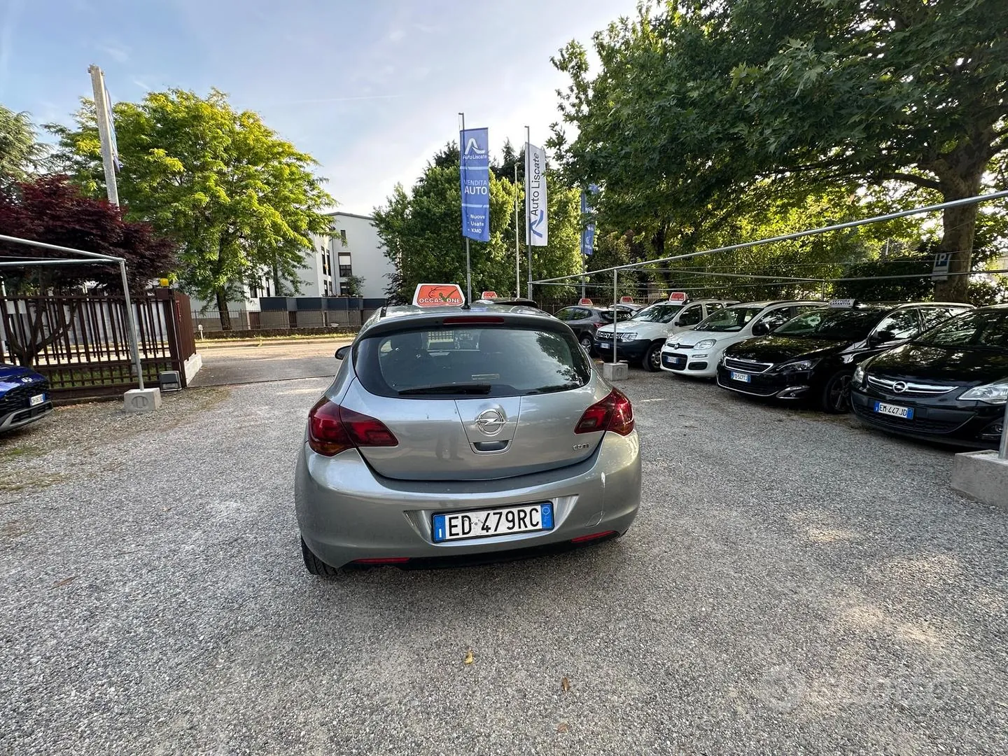 Opel Astra 2010 photo 5