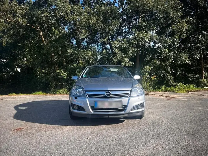 Opel Astra H